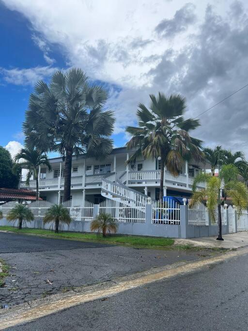 Mayaguez Spacious 3 Bedroom Villa Экстерьер фото